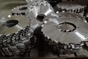 熱噴涂廠家?guī)懔私鉄釃娡砍Ｒ?jiàn)的修復(fù)類型有哪些？